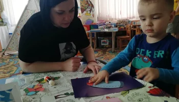 Аппликация - как средство развития мелкой моторики рук у детей с РАС